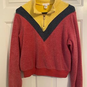 Fleece pullover half zip